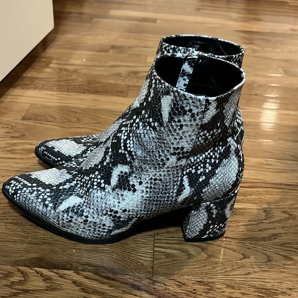 Snake Skin Booties - Picture 2 of 3